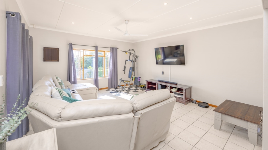 4 Bedroom Property for Sale in Bredasdorp Western Cape